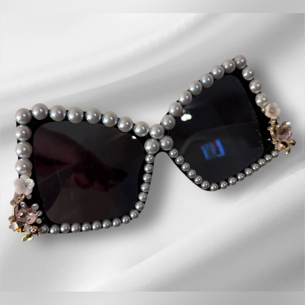 FAUX PEARL FESTIVAL SHADES - MULTIPLE COLORS - New! - Picture 2 of 3